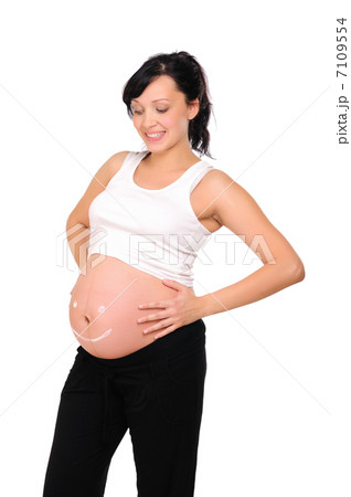 Young pregnant mom 7109554