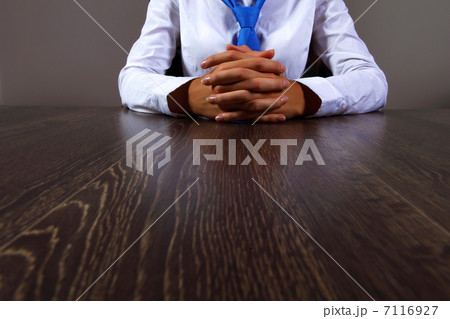 Business woman at office 7116927