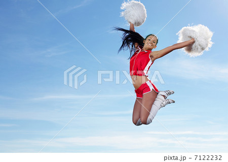 Young female cheerleader 7122232