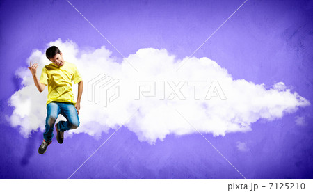 Modern style dancer posing 7125210