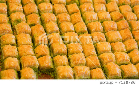 Delicious Turkish baklava 7128736
