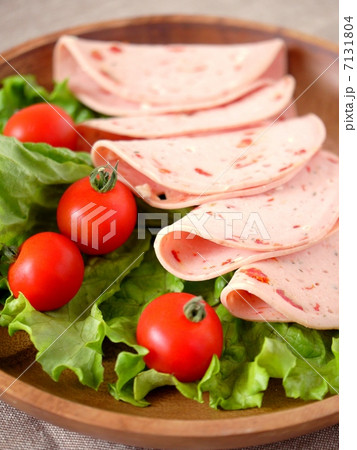 フレッシュ野菜とハム (縦画像) フレッシュ野菜とハム (縦画像) 7131804