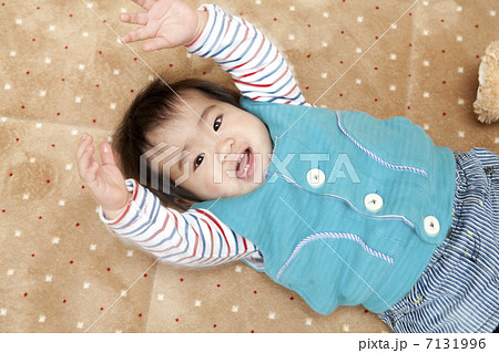 バンザイ バンザイ 7131996