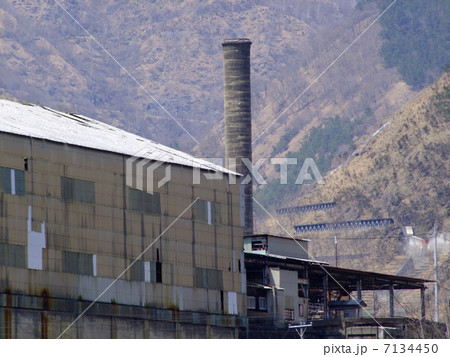 足尾銅山　本山製錬所跡と大煙突 7134450