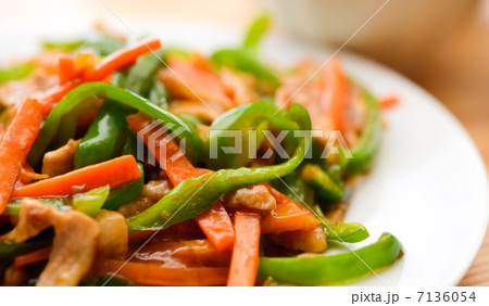肉野菜炒め 肉野菜炒め 7136054