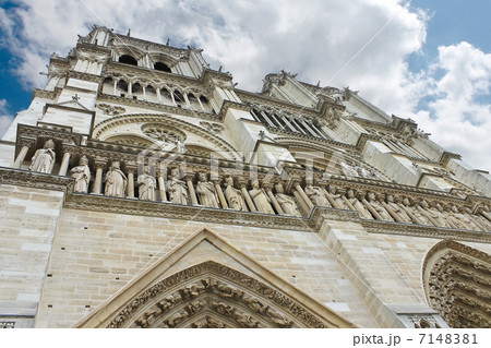 Facade of Notre Dame de Paris. France 7148381