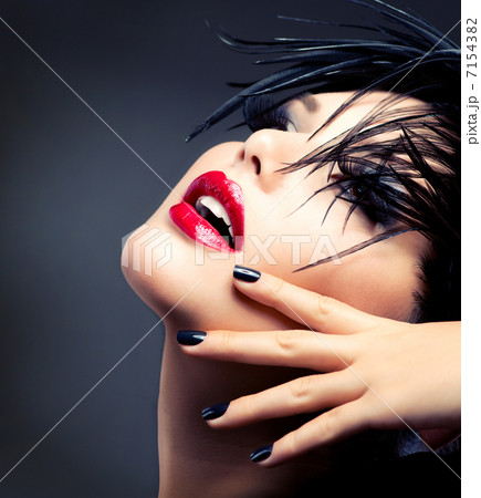 Fashion Art Girl Portrait. Vivid Makeup 7154382