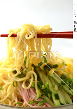 冷やし中華 7156226