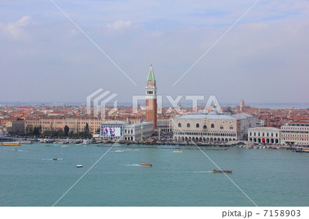 ベニスの町並 7158903