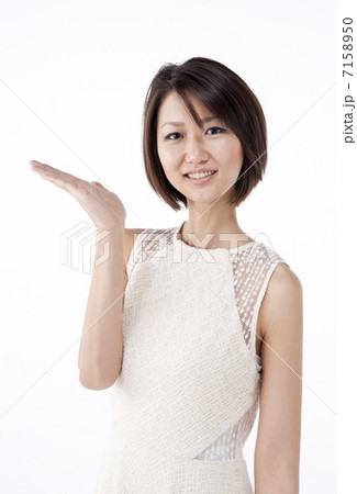 新妻 7158950