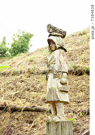 木彫りの大原女 木彫りの大原女 7164638