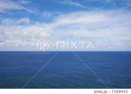 夏の海と水平線 夏の海と水平線 7169443