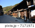 早朝の奈良井宿 7171971