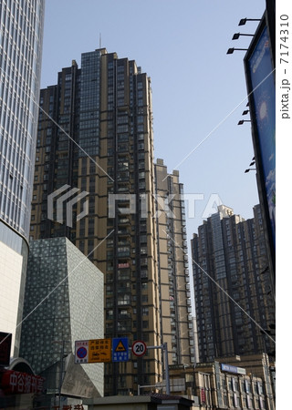 中国　武漢　光谷歩行街 7174310