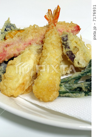 てんぷら盛り合わせ・縦位置 7176931