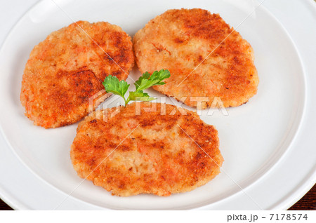 carrot cutlets with apples carrot cutlets with apples 7178574