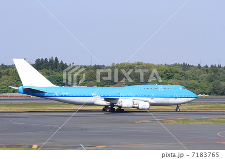 成田空港に着陸した旅客機 成田空港に着陸した旅客機 7183765