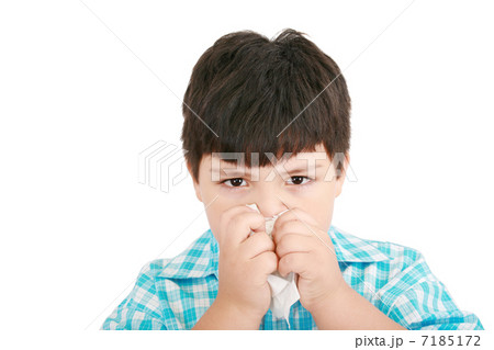 Human child cold flu illness tissue blowing nose Human child cold flu illness tissue blowing nose 7185172