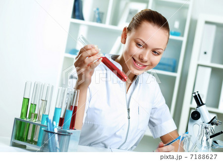 Young scientist working in laboratory Young scientist working in laboratory 7188627