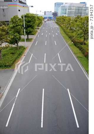 直線道路 7194257