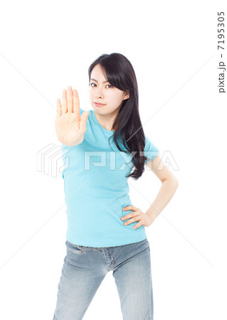 止める女性 止める女性 7195305