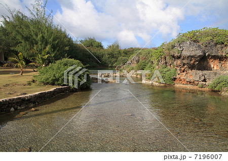 イナラハン天然プール イナラハン天然プール 7196007