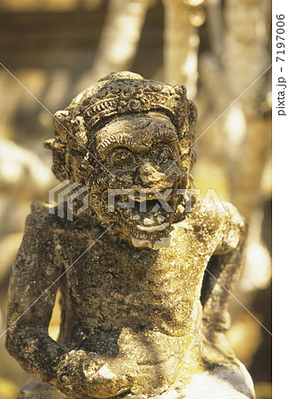 寺院の守護神 寺院の守護神 7197006