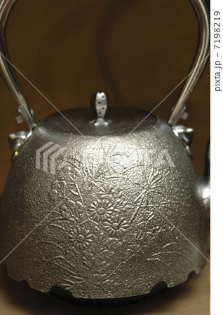 鉄瓶 7198219