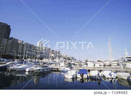 モンテカルロ港のヨット 7198982