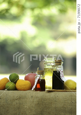 フルーツと酢 フルーツと酢 7199072