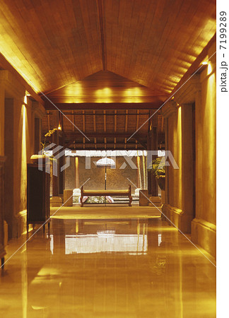 リゾートホテルのロビー リゾートホテルのロビー 7199289