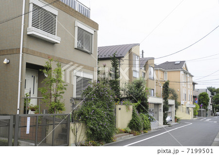 世田谷区瀬田の住宅街の写真素材