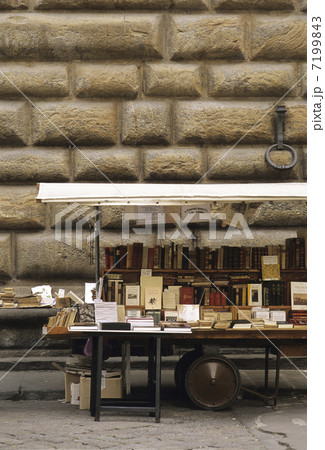 移動古本屋さん 7199843