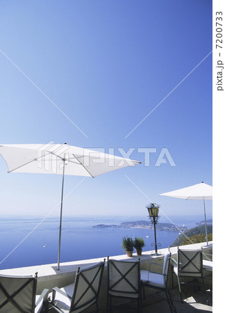 海を見下ろすカフェ 7200733