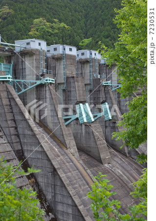 ダム 7230531
