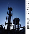 シルエットの工場 7231272