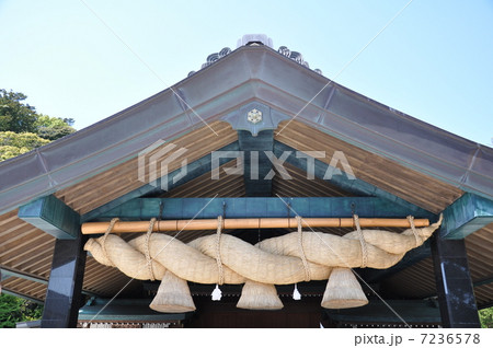 出雲大社　神楽殿　しめ縄 7236578