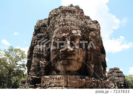 バイヨンの四面像 7237633