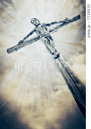 the crucifixion 7238810