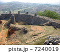 ジンバブエの世界遺産（グレート・ジンバブエ遺跡）アクロポリス 7240019