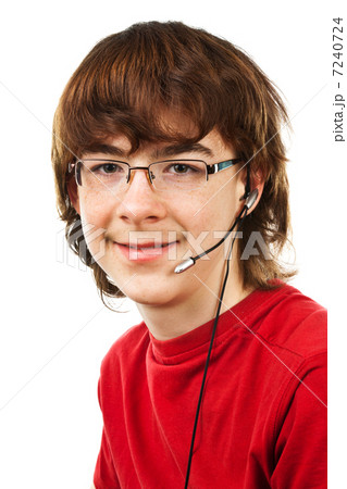 teenager with glasses 7240724