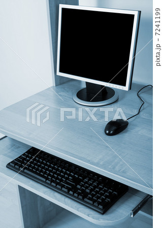 Modern new computer 7241199