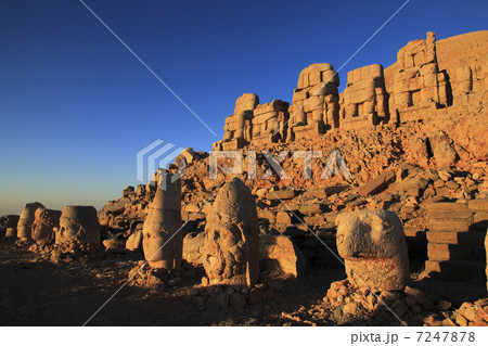 ネムルトダーゥの遺跡 東側 ネムルトダーゥの遺跡 東側 7247878