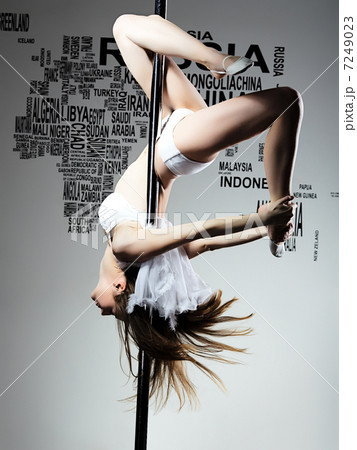 Pole Dance Woman Pole Dance Woman 7249023