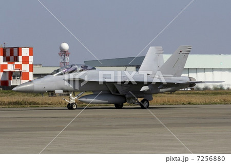 戦闘機 戦闘機 7256880