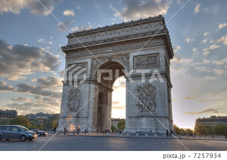 フランス パリ凱旋門の写真素材 [7257934] - PIXTA