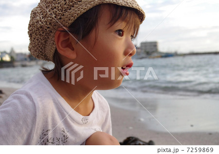 森戸海岸と子供 7259869