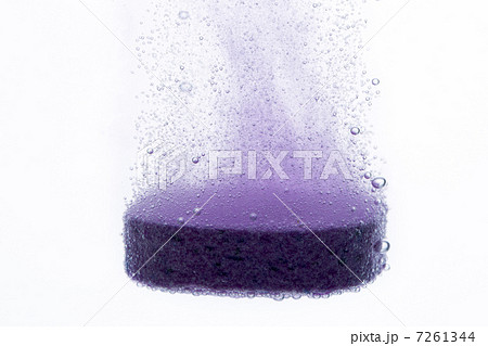 溶ける入浴剤 7261344