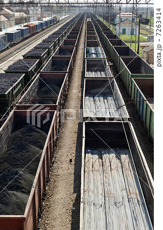 Freight trains 7263414