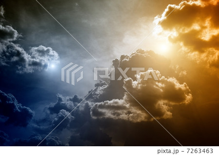Dramatic sky 7263463